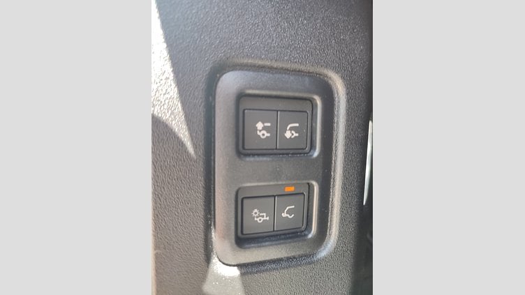 2024 Approved/Jazdené Land Rover Defender 110 Gondwana Stone 4x4 3.0D I6 D300 MHEV X-Dynamic SE A/T AWD