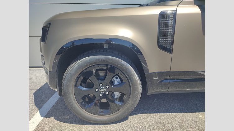 2024 Approved/Jazdené Land Rover Defender 110 Gondwana Stone 4x4 3.0D I6 D300 MHEV X-Dynamic SE A/T AWD