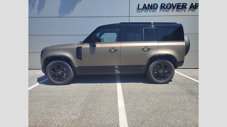 2024 Approved/Jazdené Land Rover Defender 110 Gondwana Stone 4x4 3.0D I6 D300 MHEV X-Dynamic SE A/T AWD