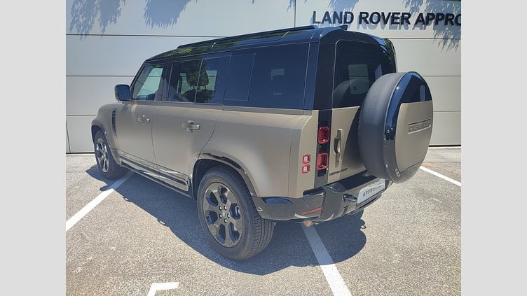 2024 Approved/Jazdené Land Rover Defender 110 Gondwana Stone 4x4 3.0D I6 D300 MHEV X-Dynamic SE A/T AWD