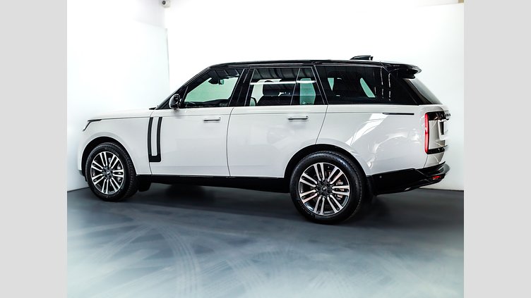 2022 Approved Land Rover Range Rover Fuji White AWD 4.4 HSE (P530)