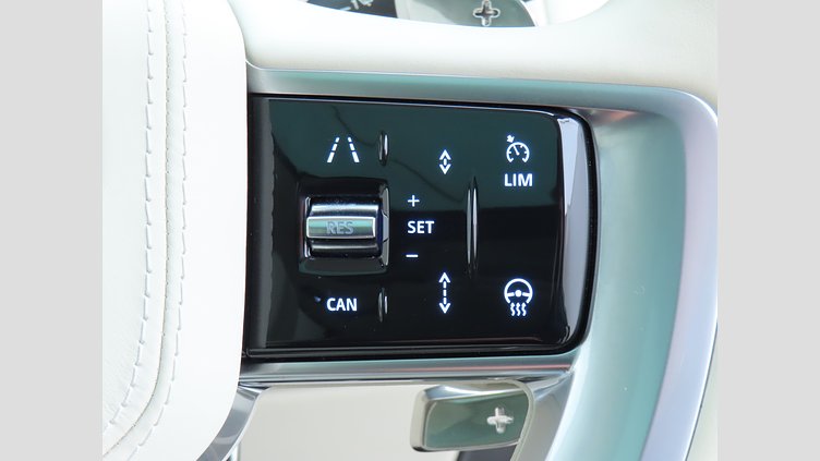 2024 認定中古車 Land Rover Range Rover バトゥミゴールド P530 AWD（AT） ロングホイールベース7席シート Autobiography