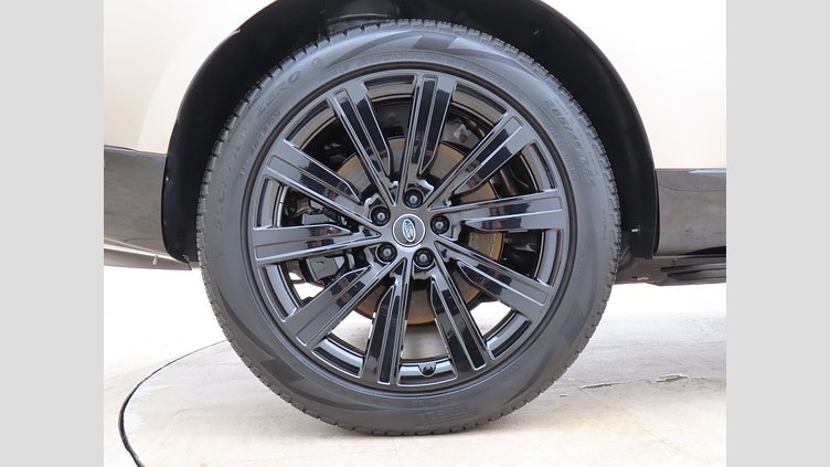 2024 認定中古車 Land Rover Range Rover バトゥミゴールド P530 AWD（AT） ロングホイールベース7席シート Autobiography