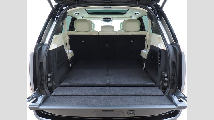 2024 認定中古車 Land Rover Range Rover バトゥミゴールド P530 AWD（AT） ロングホイールベース7席シート Autobiography