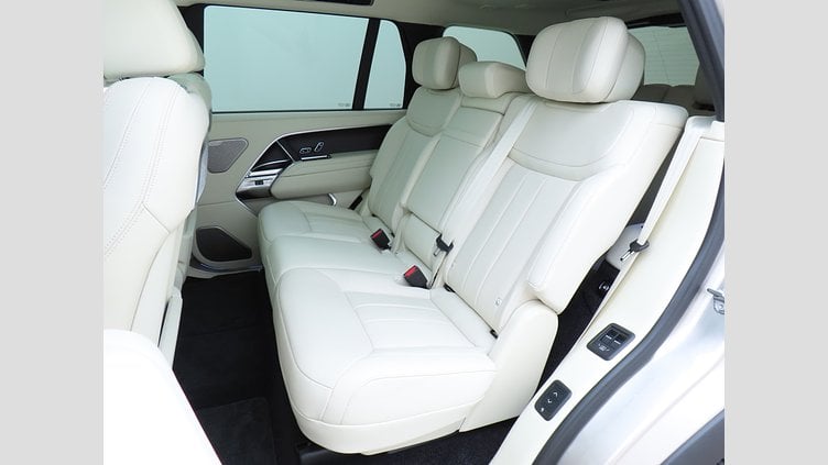 2024 認定中古車 Land Rover Range Rover バトゥミゴールド P530 AWD（AT） ロングホイールベース7席シート Autobiography