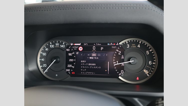 2022 認定中古車 Land Rover Defender 90 ユーロンホワイト P300 AWD（AT） X-DYNAMIC SE