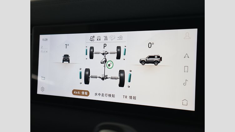 2022 認定中古車 Land Rover Defender 90 ユーロンホワイト P300 AWD（AT） X-DYNAMIC SE