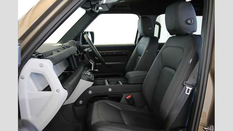 2023 認定中古車 Land Rover Defender 110 ゴンドワナストーン D300 AWD（AT） S