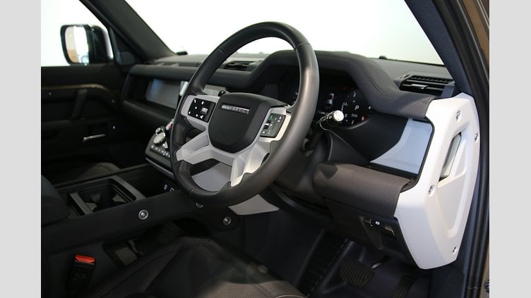 2023 認定中古車 Land Rover Defender 110 ゴンドワナストーン D300 AWD（AT） S