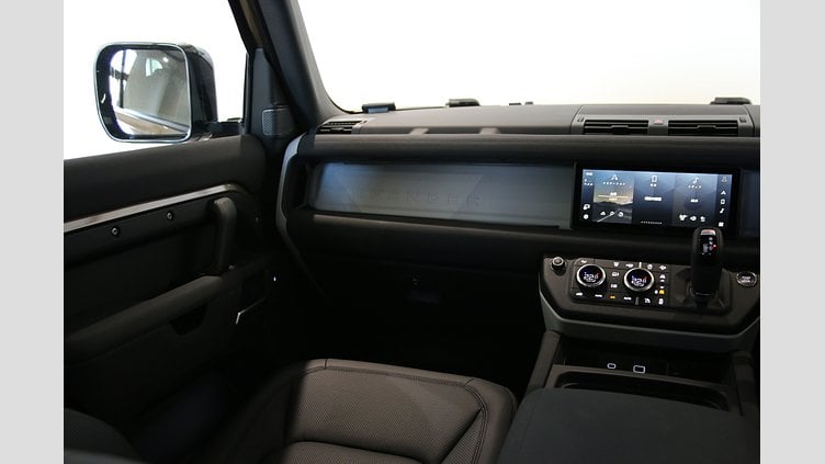 2023 認定中古車 Land Rover Defender 110 ゴンドワナストーン D300 AWD（AT） S
