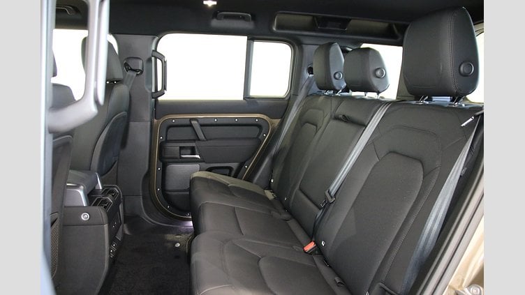 2023 認定中古車 Land Rover Defender 110 ゴンドワナストーン D300 AWD（AT） S