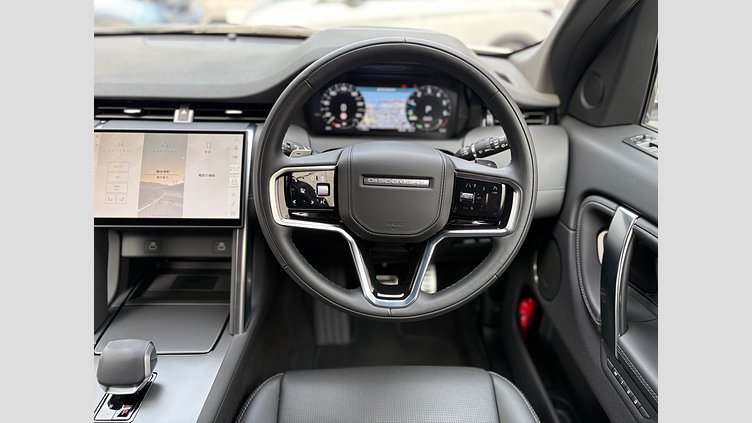 2024 認定中古車 Land Rover Discovery Sport フジホワイト プラグインハイブリッド（ガソリン） 標準ホイール Dynamic HSE
