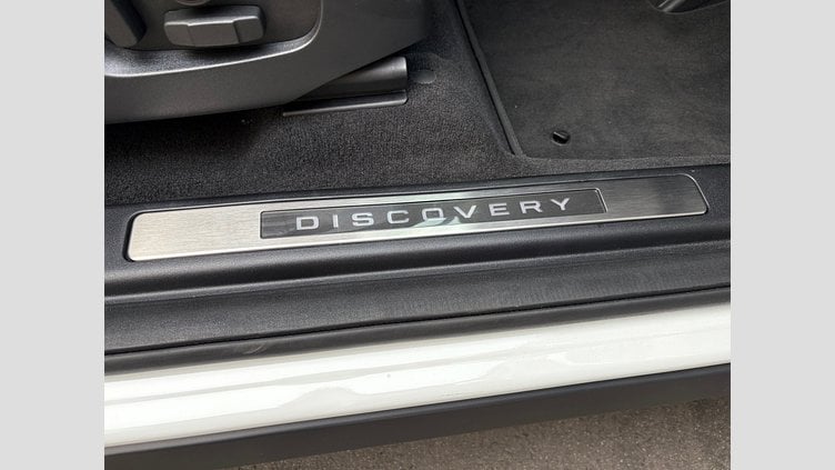 2024 認定中古車 Land Rover Discovery Sport フジホワイト プラグインハイブリッド（ガソリン） 標準ホイール Dynamic HSE