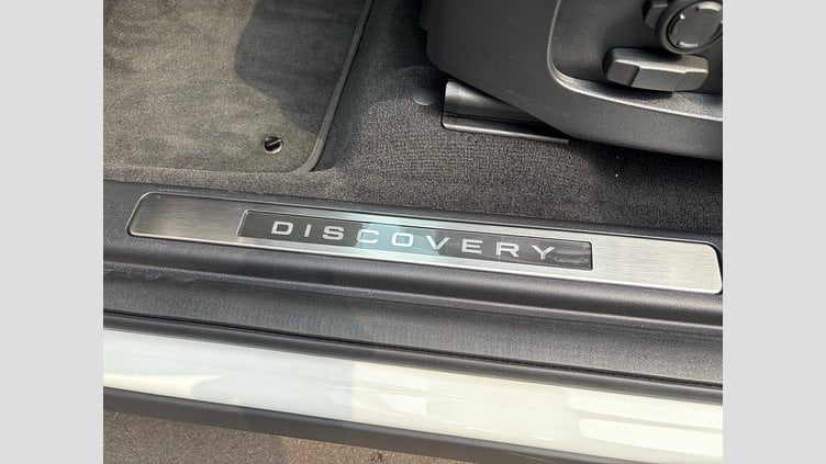 2024 認定中古車 Land Rover Discovery Sport フジホワイト プラグインハイブリッド（ガソリン） 標準ホイール Dynamic HSE