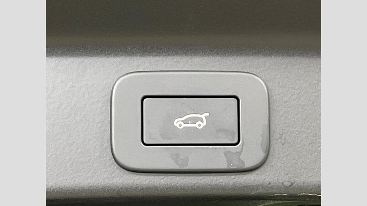 2023 認定中古車 Jaguar F-Pace サントリーニブラック P250 AWD（オートマチック） R-DYNAMIC SE