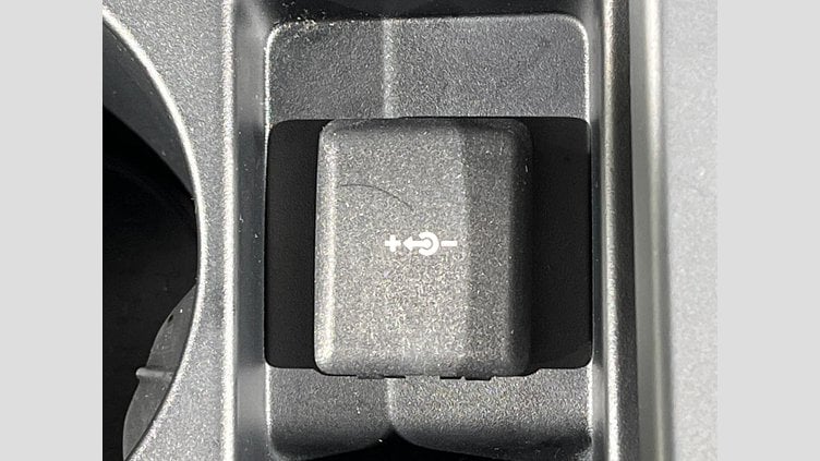 2023 認定中古車 Jaguar F-Pace サントリーニブラック P250 AWD（オートマチック） R-DYNAMIC SE