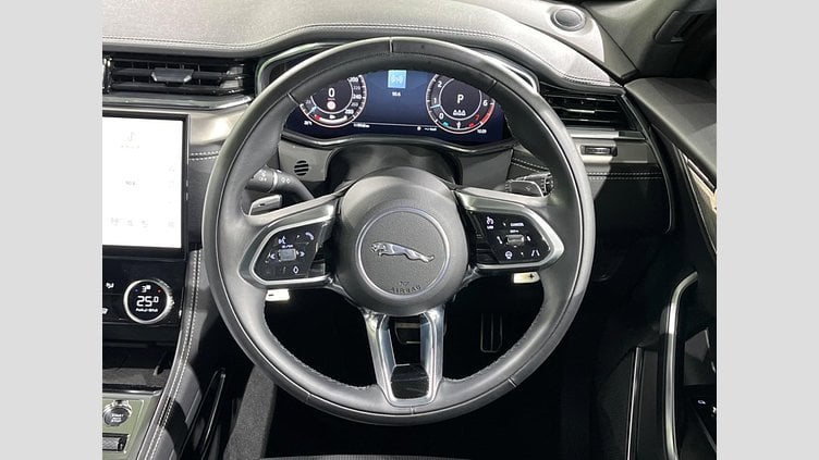 2023 認定中古車 Jaguar F-Pace サントリーニブラック P250 AWD（オートマチック） R-DYNAMIC SE