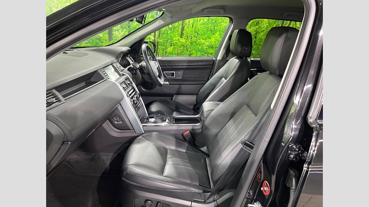 2015 認定中古車 Land Rover Discovery Sport Santorini Black 2.0 litre Si4 Petrol HSE