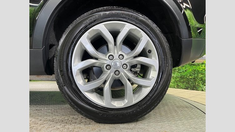 2015 認定中古車 Land Rover Discovery Sport Santorini Black 2.0 litre Si4 Petrol HSE