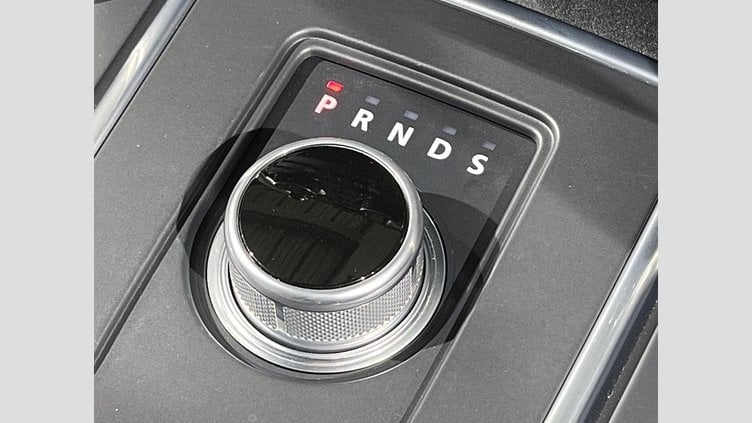 2015 認定中古車 Land Rover Discovery Sport Santorini Black 2.0 litre Si4 Petrol HSE