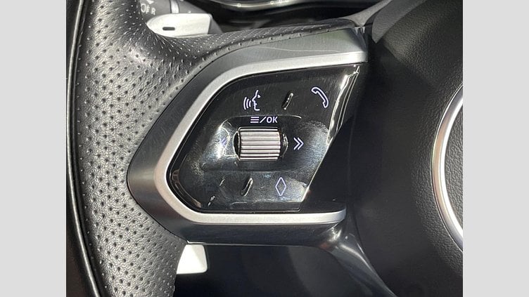 2021 認定中古車 Jaguar F-Pace ポルトフィーノブルー P250 AWD（オートマチック） R-DYNAMIC HSE