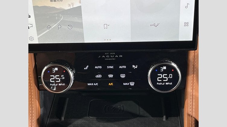 2021 認定中古車 Jaguar F-Pace ポルトフィーノブルー P250 AWD（オートマチック） R-DYNAMIC HSE