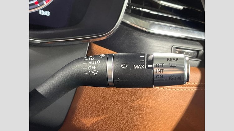 2021 認定中古車 Jaguar F-Pace ポルトフィーノブルー P250 AWD（オートマチック） R-DYNAMIC HSE