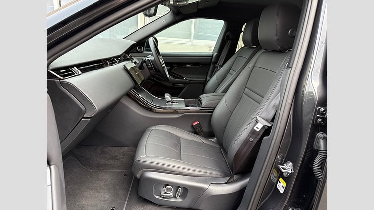 2024 認定中古車 Land Rover Range Rover Evoque カルパチアングレイ P300eプラグインハイブリッド（ガソリン） スタンダードホイールベース DYNAMIC HSE
