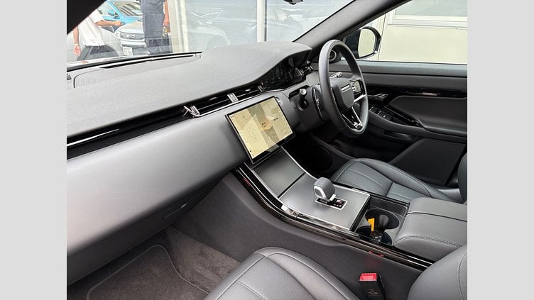2024 認定中古車 Land Rover Range Rover Evoque カルパチアングレイ P300eプラグインハイブリッド（ガソリン） スタンダードホイールベース DYNAMIC HSE