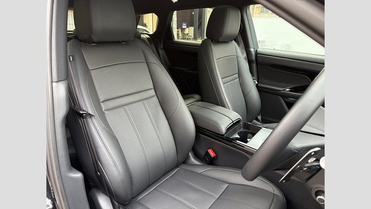 2024 認定中古車 Land Rover Range Rover Evoque カルパチアングレイ P300eプラグインハイブリッド（ガソリン） スタンダードホイールベース DYNAMIC HSE