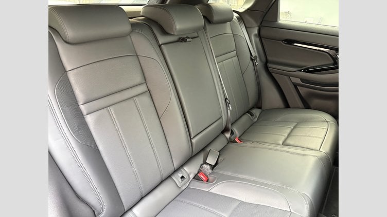 2024 認定中古車 Land Rover Range Rover Evoque カルパチアングレイ P300eプラグインハイブリッド（ガソリン） スタンダードホイールベース DYNAMIC HSE
