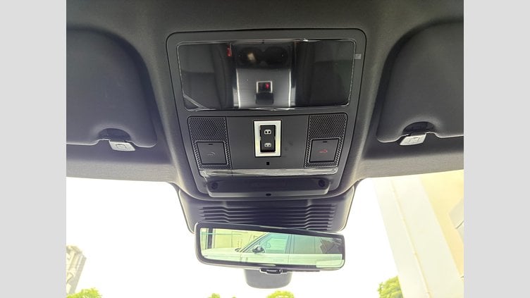 2024 認定中古車 Land Rover Range Rover Evoque カルパチアングレイ P300eプラグインハイブリッド（ガソリン） スタンダードホイールベース DYNAMIC HSE