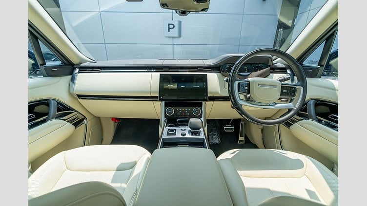 2023 認定中古車 Land Rover Range Rover バトゥミゴールド P530 AWD（AT） スタンダードホイールベース HSE