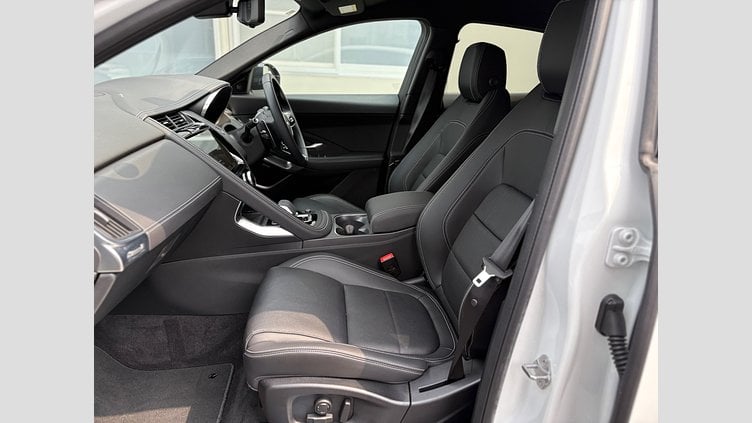 2024 認定中古車 Jaguar E-Pace フジホワイト D200マイルドハイブリッド（ディーゼル） R-DYNAMIC SE