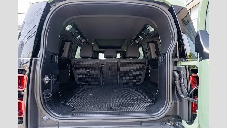 2023 認定中古車 Land Rover Defender 110 グラスミアグリーン D300 AWD（AT） 75TH LIMITED EDITION