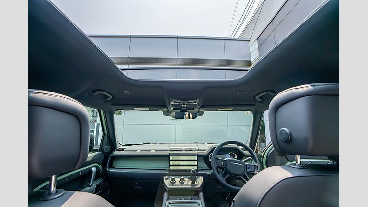 2023 認定中古車 Land Rover Defender 110 グラスミアグリーン D300 AWD（AT） 75TH LIMITED EDITION