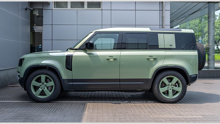 2023 認定中古車 Land Rover Defender 110 グラスミアグリーン D300 AWD（AT） 75TH LIMITED EDITION