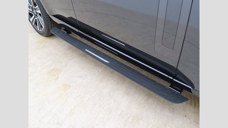 2025 認定中古車 Land Rover Range Rover カルパチアングレイ P550 AWD PHEV（AT） スタンダードホイールベース HSE