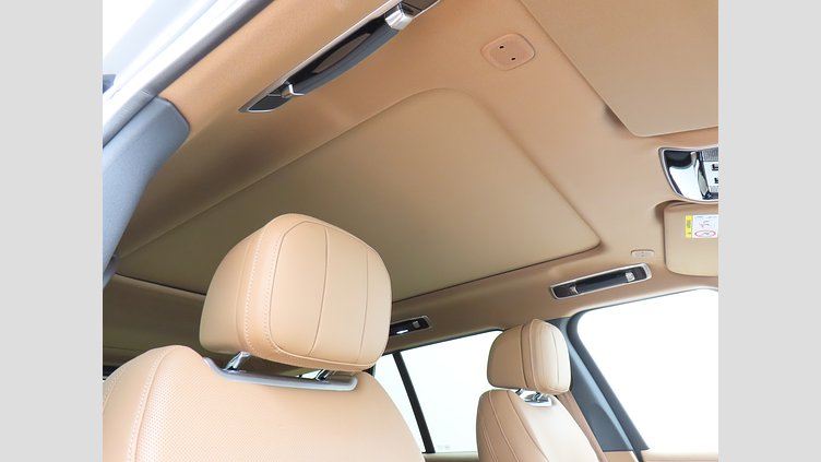 2025 認定中古車 Land Rover Range Rover カルパチアングレイ P550 AWD PHEV（AT） スタンダードホイールベース HSE