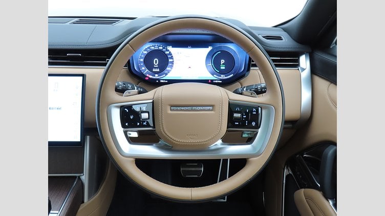 2025 認定中古車 Land Rover Range Rover カルパチアングレイ P550 AWD PHEV（AT） スタンダードホイールベース HSE
