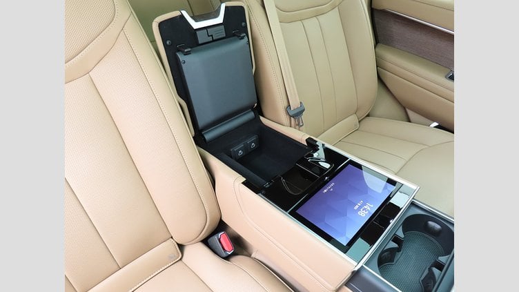 2025 認定中古車 Land Rover Range Rover カルパチアングレイ P550 AWD PHEV（AT） スタンダードホイールベース HSE