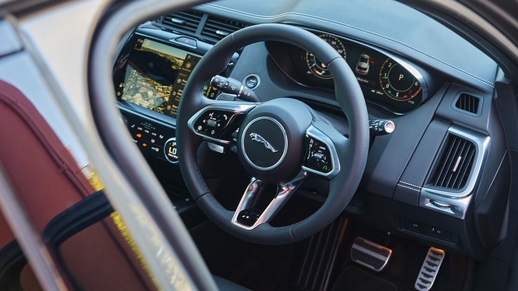 2025 Approved Jaguar E-Pace Eiger Grey P250 AWD R-Dynamic SE