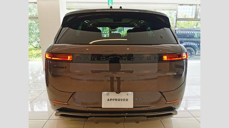 2024 認定中古車 Land Rover Range Rover Sport シャラントグレイ D300マイルドハイブリッド スタンダードホイールベース Dynamic HSE