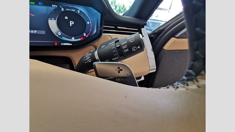 2024 認定中古車 Land Rover Range Rover Sport シャラントグレイ D300マイルドハイブリッド スタンダードホイールベース Dynamic HSE
