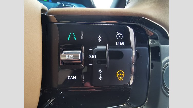 2024 認定中古車 Land Rover Range Rover Sport シャラントグレイ D300マイルドハイブリッド スタンダードホイールベース Dynamic HSE