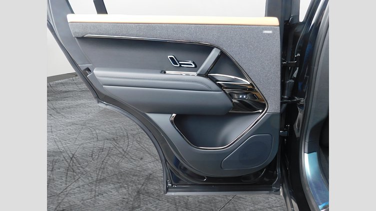 2024 Approved Land Rover Range Rover Sport Santorini Black D300 ДИЗЕЛЬ MHEV Standard Wheelbase Dynamic HSE
