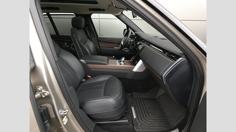 2022 Вживаний Land Rover Range Rover Batumi Gold 3.0 litre i6 PHEV​  HSE
