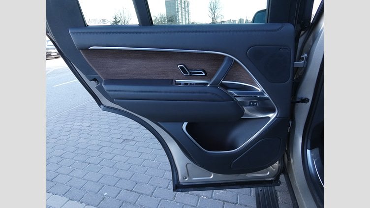 2022 Вживаний Land Rover Range Rover Batumi Gold 4.4 NC10 P8H  HSE
