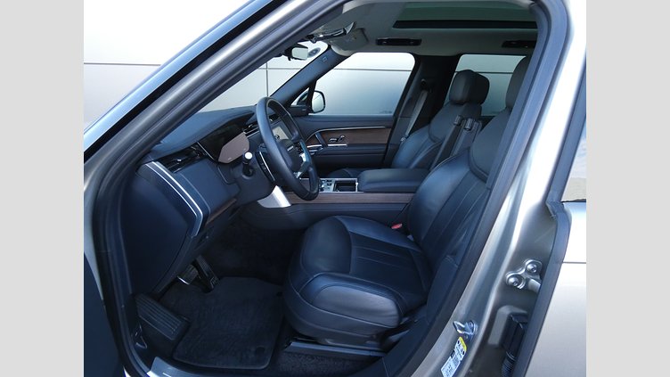 2022 Вживаний Land Rover Range Rover Batumi Gold 4.4 NC10 P8H  HSE