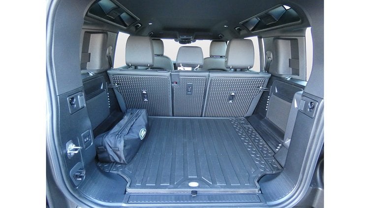 2024 Approved Land Rover Defender 110 Santorini Black Дизель D250 MHEV X-Dynamic SE